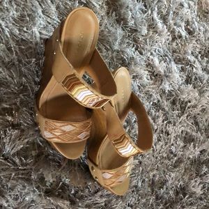 BCBG Wedges Size 8